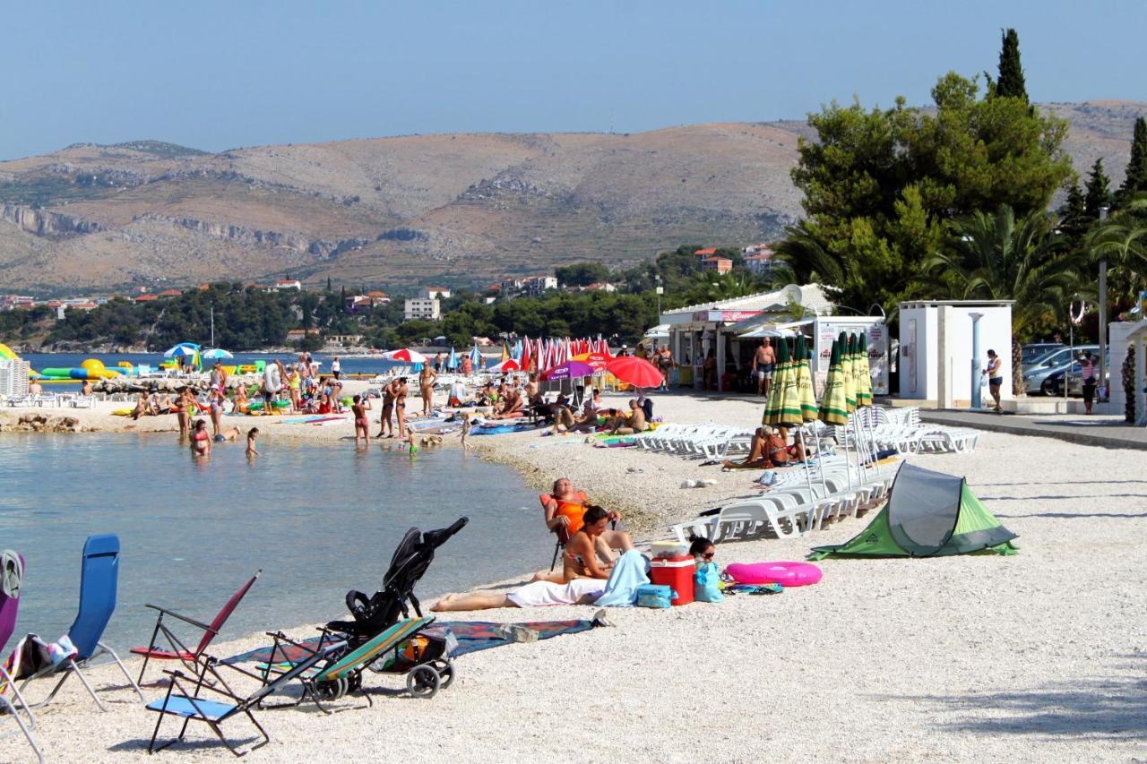 Apartments By The Sea Okrug Gornji, Ciovo - 1069 Trogir Ngoại thất bức ảnh