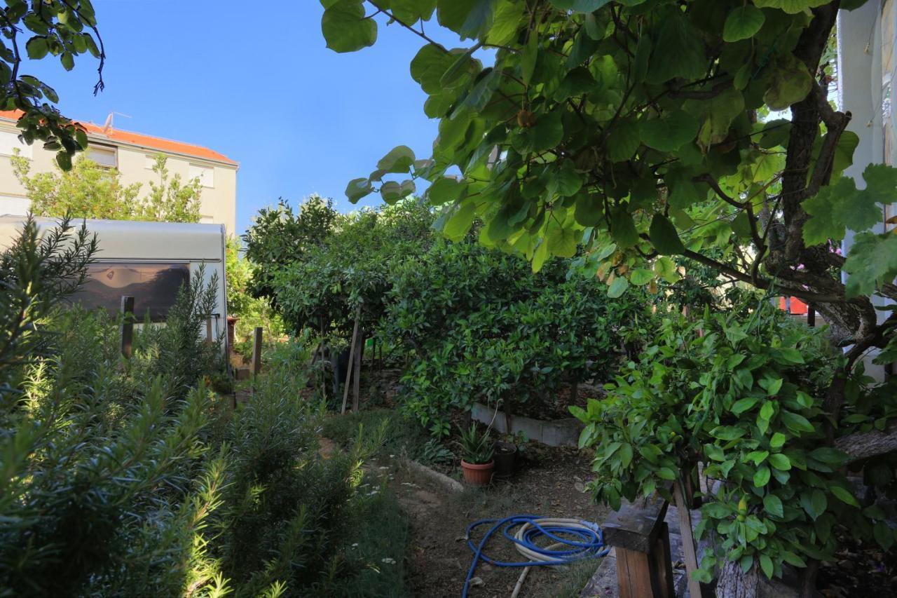 Apartments By The Sea Okrug Gornji, Ciovo - 1069 Trogir Ngoại thất bức ảnh