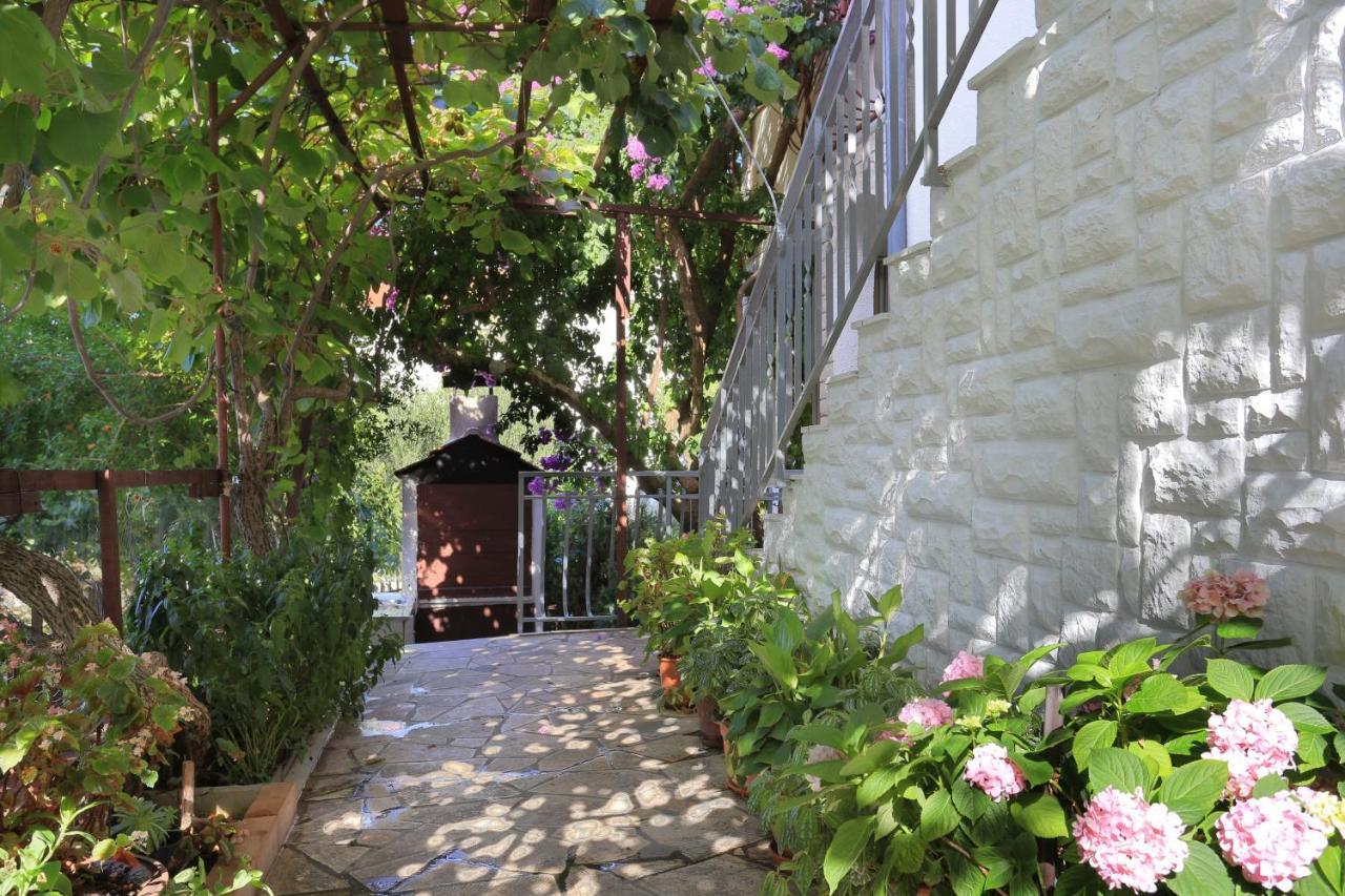 Apartments By The Sea Okrug Gornji, Ciovo - 1069 Trogir Ngoại thất bức ảnh