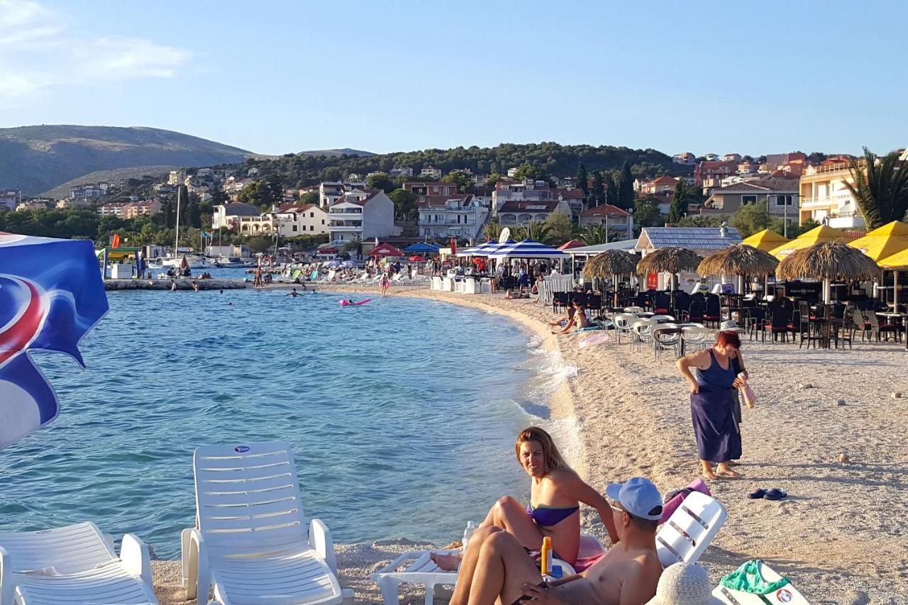 Apartments By The Sea Okrug Gornji, Ciovo - 1069 Trogir Ngoại thất bức ảnh