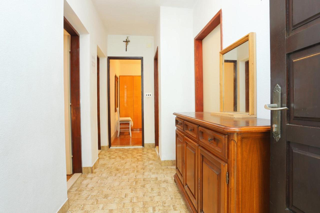 Apartments By The Sea Okrug Gornji, Ciovo - 1069 Trogir Ngoại thất bức ảnh