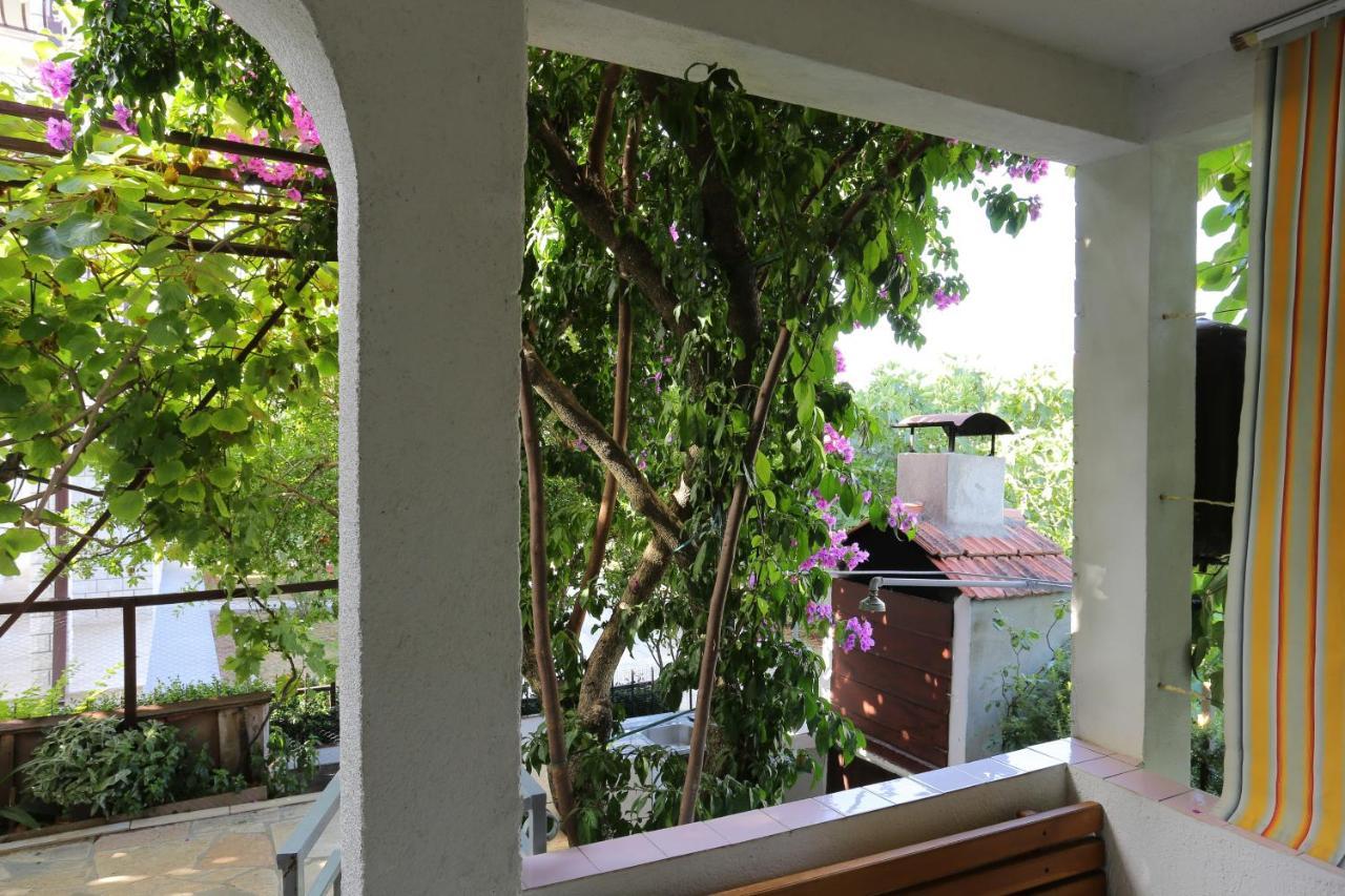 Apartments By The Sea Okrug Gornji, Ciovo - 1069 Trogir Ngoại thất bức ảnh